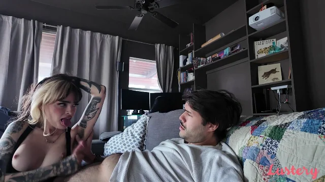 Preview of Lustery Holly Beth And Hairy Styles A Handjob For Hairy XXX